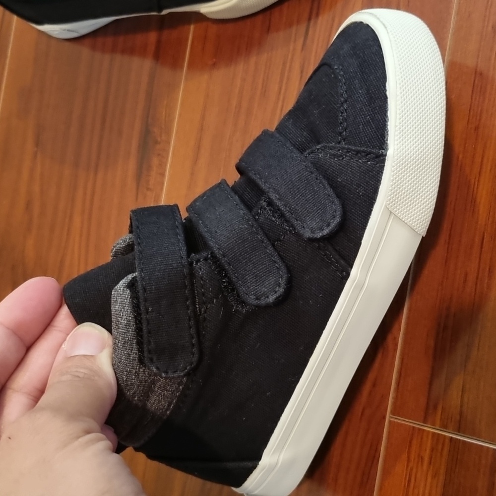 Old Navy Toddler High Top Shoes Black Size 9 - Picture 3 of 7